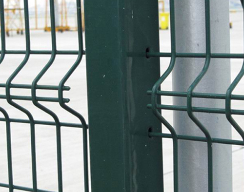 三角折彎護欄網(wǎng)