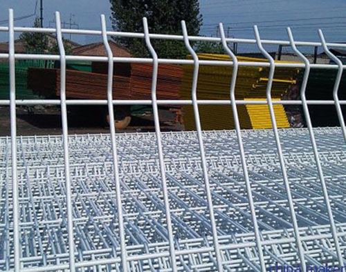 三角折彎護欄網(wǎng)